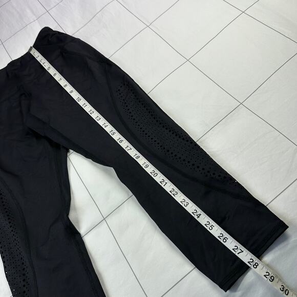 Ruby Ribbon Leggings Womens Small Black Laser Cut Cropped Athletic Capri Active - Picture 9 of 9